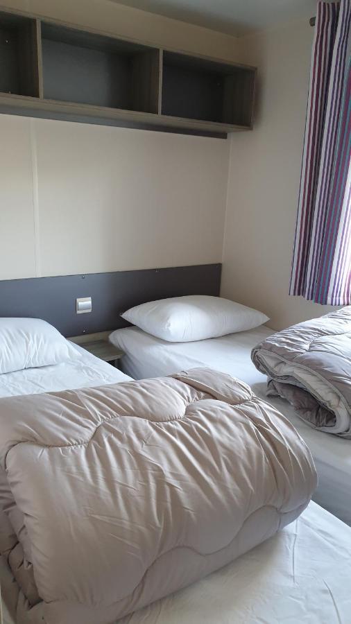 Biville-sur-Mer Mobil Home 6-8 Places Parcelle 4 Climatise מראה חיצוני תמונה
