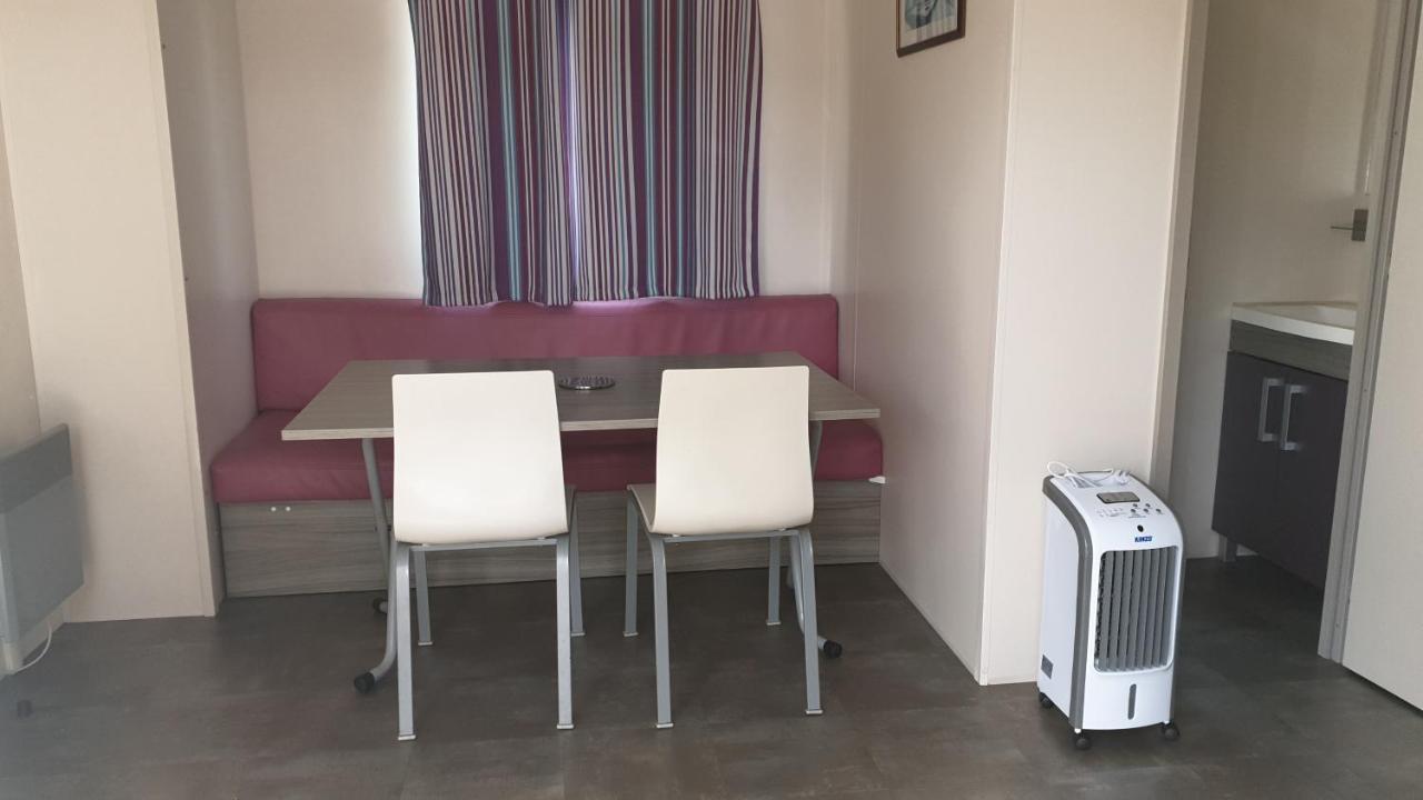 Biville-sur-Mer Mobil Home 6-8 Places Parcelle 4 Climatise מראה חיצוני תמונה